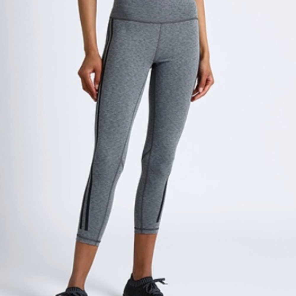 New-ADIDAS Leggings  OPT TICONS 7/8 Small with Tag